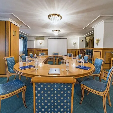Dnipro Hotel Kiev