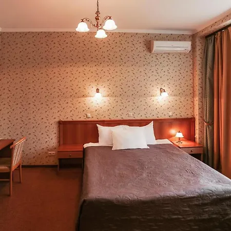 Hotel Dnipro 4*