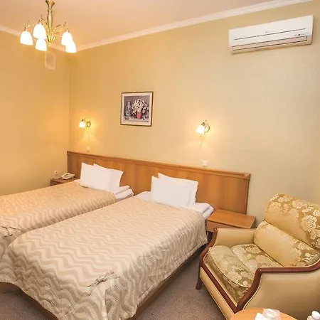 Dnipro Hotel 4*