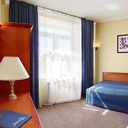 Hotel Dnipro 4*